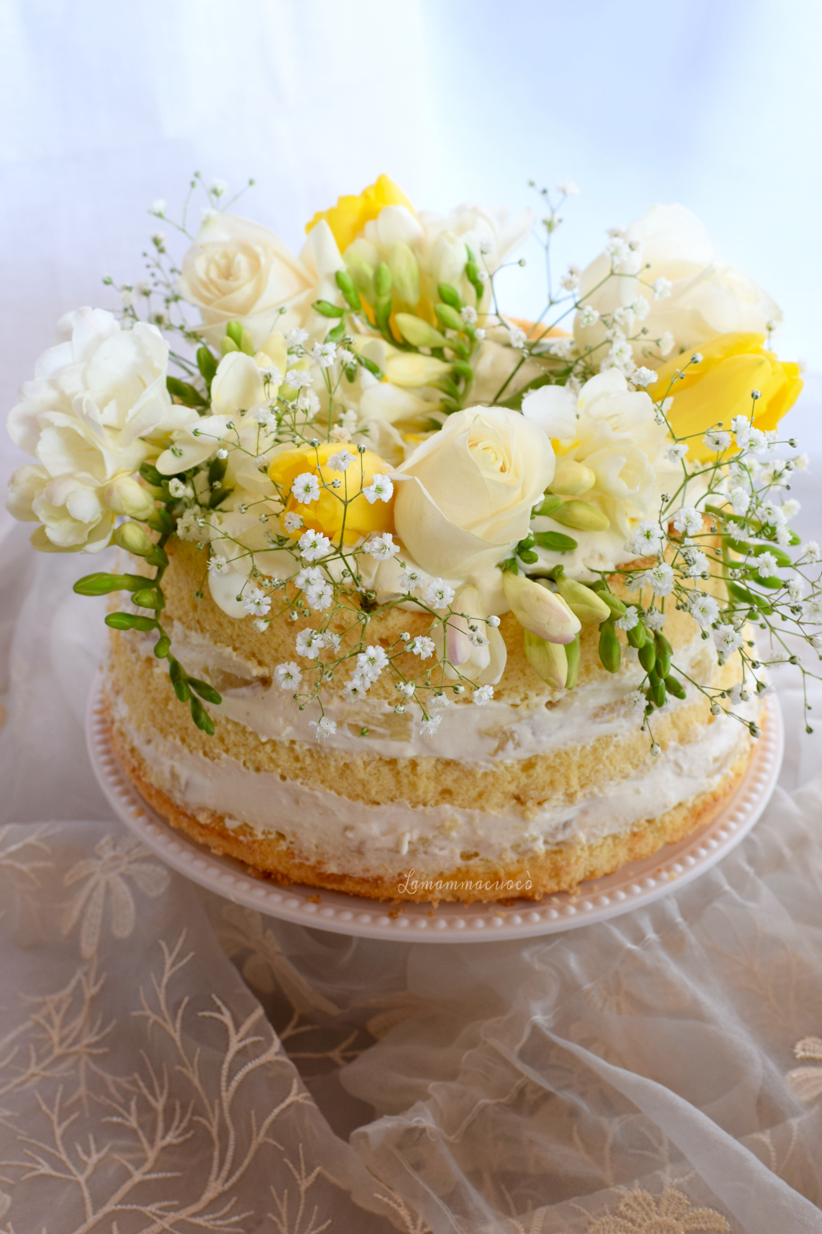Flower cake: la bellezza delle decorazioni floreali per torte - Magazine  delle donne